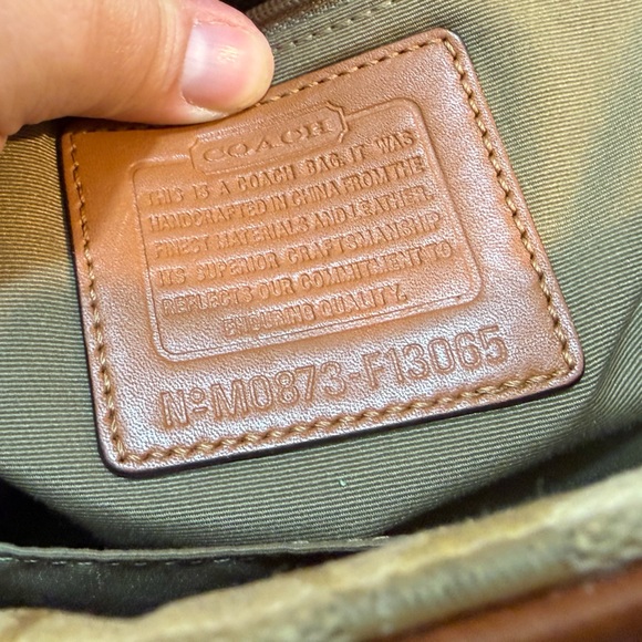 Coach Hampton Signature Yellow Braided
Tote vintage - Picture 10 of 15